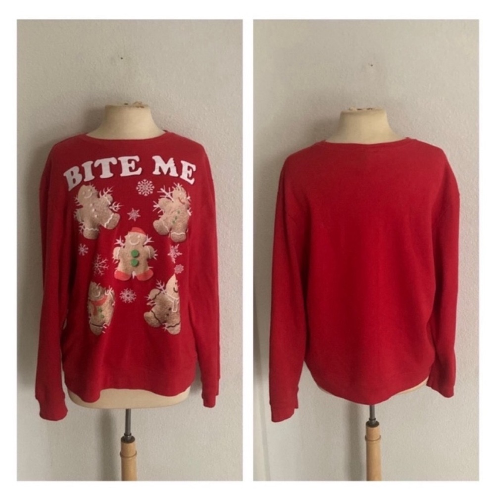 ❤️$10 Men’s Fifth Sun “Bite Me” sweatshirt